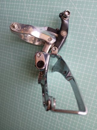 Desviador Shimano Deore XT FD-M735
