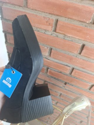 Zapatos negros tacón Mustang mujer