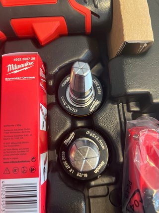 Abocardadora Milwaukee a Batería