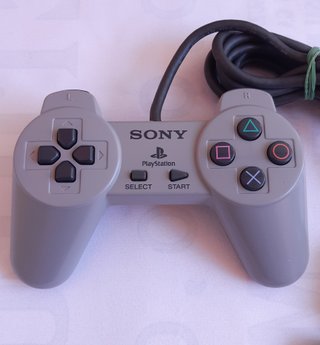 PS1 Fat completa con skin Metal Gear Solid