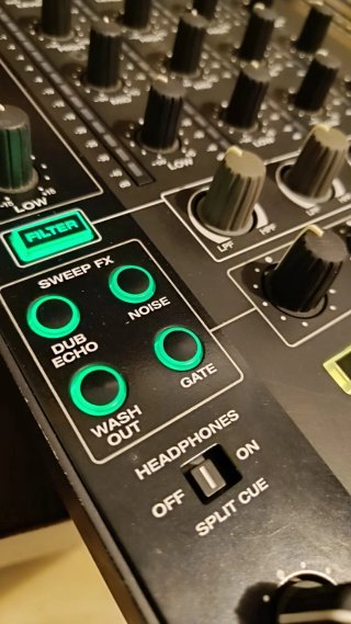 Mezclador Denon DJ X1800