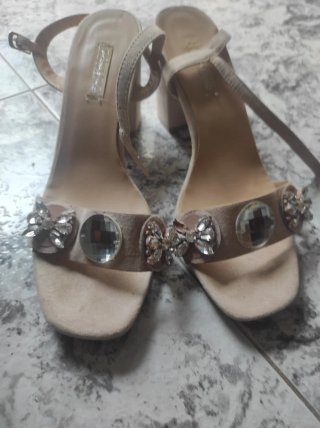 Sandalias Primadonna tacón pedrería