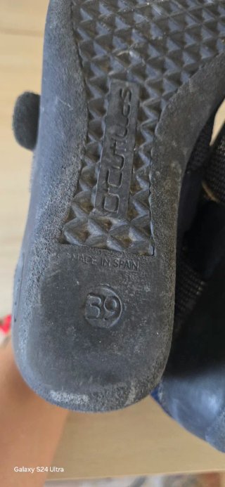 Zapatos planos mujer negros y plateados