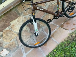 Bici B'Twin Marrón