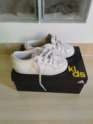 Zapatillas Adidas Classic Talla 25