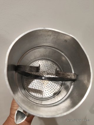 Cafetera filtro aluminio antigua