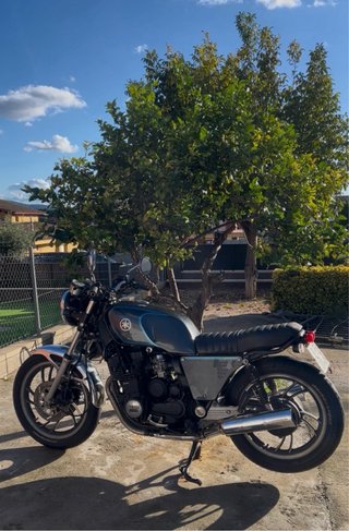 Moto Yamaha XJ 650 4K0
