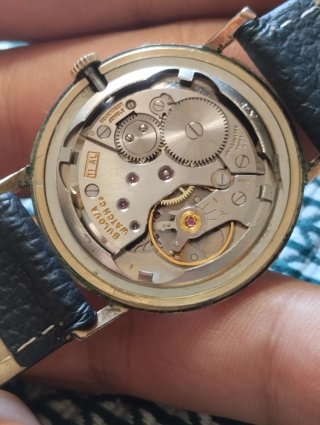 Reloj Bulova de cuerda