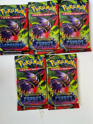 Sobres Pokémon Fuego Fantasmales  (1 UNIDAD )