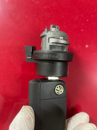 Bombín arranque + llave y mando VW