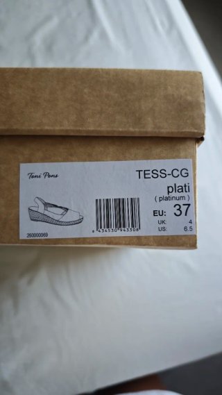 Sandalias Toni Pons Beige/Blanco Nuevas
