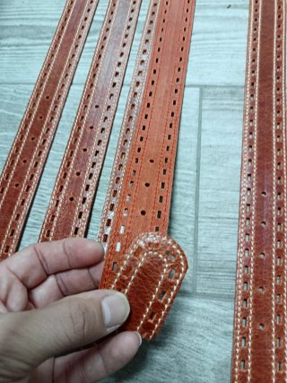 Lote 5 cinturones cuero sin hebilla