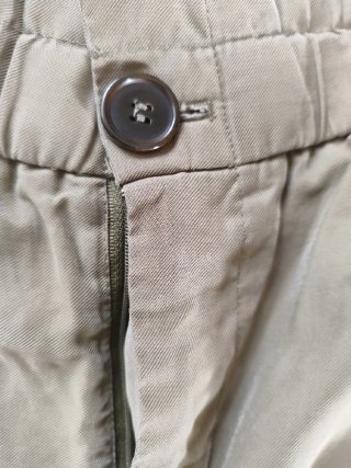 Pantalón chino caqui · Zara · S (perfecto estado)