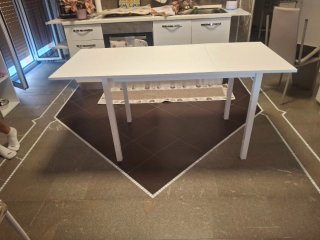 Tavolo da cucina bianco in legno