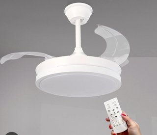 Ventilador de techo blanco con luz y mando