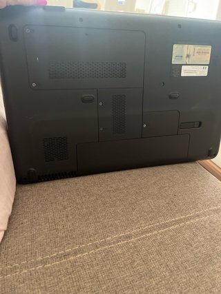 Computer HP Compaq quasi nuovo, senza caricatore