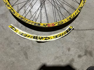 Llanta Mavic 26” MTB Amarilla