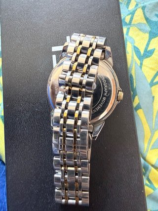 Reloj OLEVS bicolor (oro y plata)