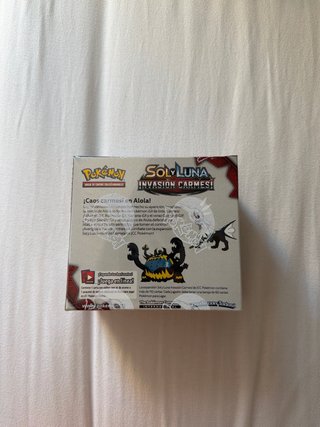 Caja Pokémon Sol y Luna 36 Invasión Carmesí