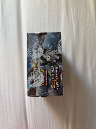Caja Pokémon Sol y Luna 36 Invasión Carmesí