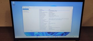 Portátil Asus VivoBook con cargador