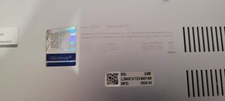 Portátil Asus VivoBook con cargador