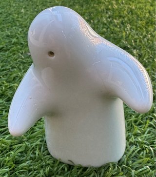 Salero fantasma blanco