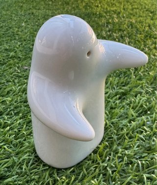 Salero fantasma blanco