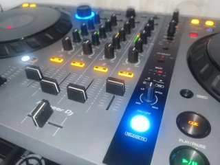 Controlador DJ Pioneer DDJ-FLX6 GT