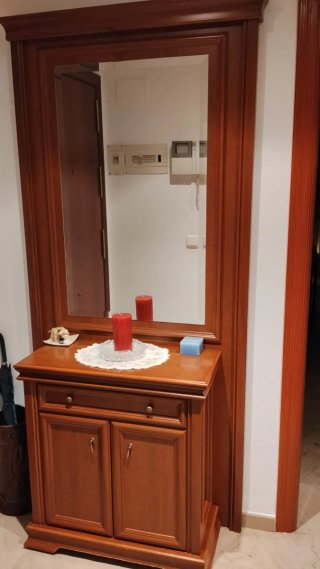 Mueble aparador entrada con espejo