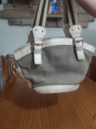 Bolso Guess Beige y Plateado con Pedrería