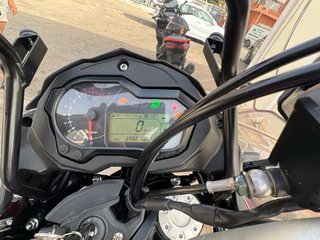 Benelli TRK 502 ABS Roja y Negra