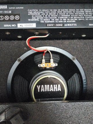Amplificador Guitarra Yamaha