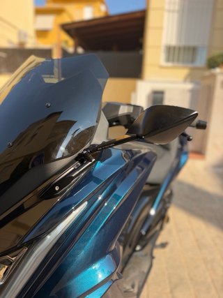 Kymco AK550 NEGOCIABLE