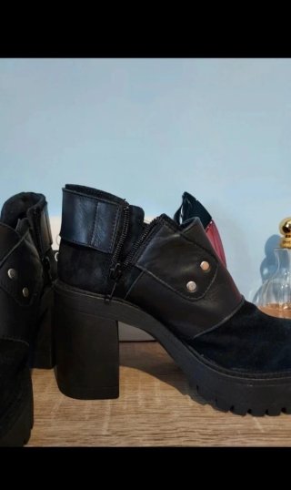 Botines tacón negros sin estrenar