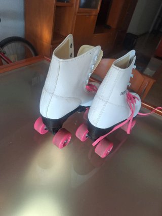 Patines blancos niña Talla USA 9 casi nuevos
