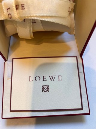 Caja Perfumero Loewe Roja