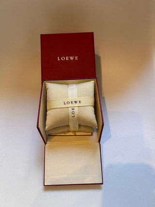 Caja Perfumero Loewe Roja