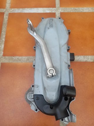 Tapa embrague Piaggio LX 50 4T