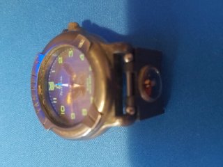 Reloj Potencial Yankee con Brújula