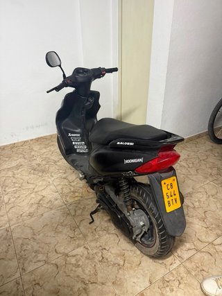Yamaha Jog Scooter Negra