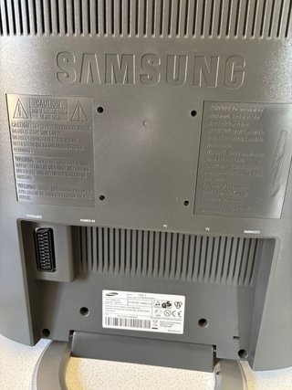Samsung SyncMaster 710Mp Monitor/TVLCD 17” nuovo