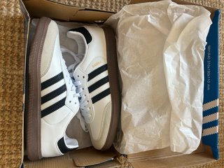 Adidas Samba Talla 40 Blancas y Negras Nuevas