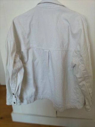 Cazadora vaquera blanca Zara
