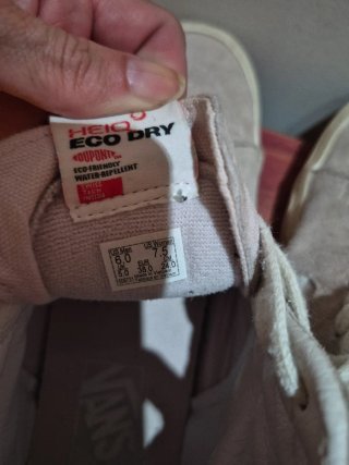 Zapatillas Vans Beige/Blanco lila