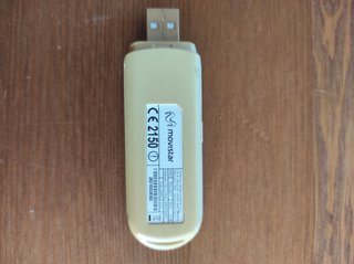 Adaptador WiFi USB Movistar con base