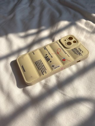 Funda iPhone 13 Off-White AIR