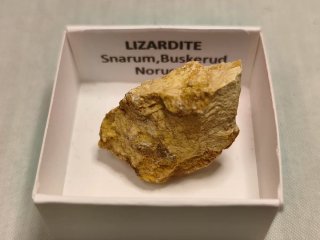 Minerales de cajas de 4 x 4
