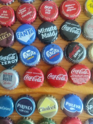120 chapas colección + 100 juego fútbol