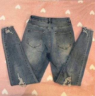 Pantalón pitillo vaquero roto Shein Talla S 36